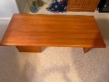Coffee tables, solid teak, excellent conditions.