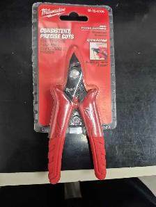 MILWAUKEE MINI FLUSH CUTTER