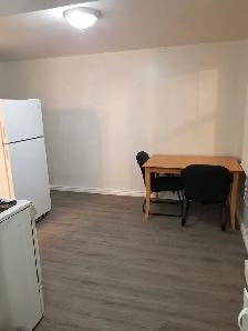 Charming Furnished Bachelor/Studio Apartment in Downtown Calgary
