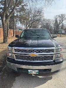 2014 Chevrolet Silverado  1500 Crew Cab! Saftied!