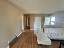 Private main floor furnished BR for rent in SE