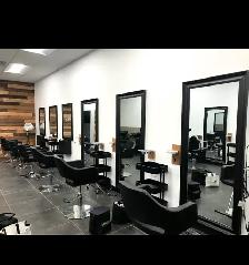 Location de chaise coiffure/barbier commission aussi disponible