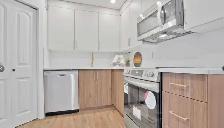 Townhome - Westhills SW - Close to Transit