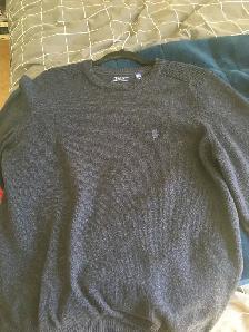 Dark blue crewneck