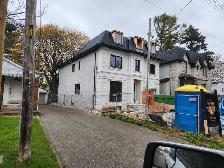 Looking for Bricklayer and Laborer for Custom Houses