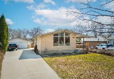 4bdrm Bungalow w/ 4-season sunroom & insulated detached Garage!