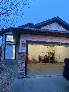 House For Rent Located In West Edmonton