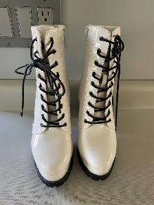 Chunky heel platform boots