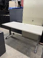 Haworth training table