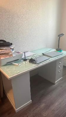 Nice Desk