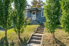 house main floor in vibrant Scarbro Calgary