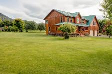 Looking to rent executive house on acreage Okotoks/Calgary area