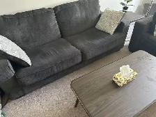 Couch set