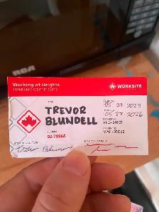 Roofer looking for full time permanent work!
