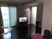 2 Bedroom Shelburne - Nice Unit - Basement with walkout