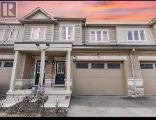4 Bed 3 Bath Townhouse for Rent!