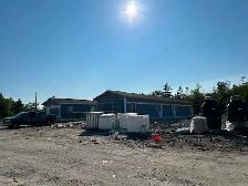 Carpenters and landscapers wanted