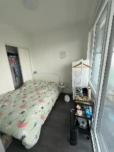 Downtown Toronto single bedroom (women only)