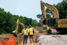 CONSTRUCTION LABOUR SITE HELPER DRIVERS LICENSE REQUIRED