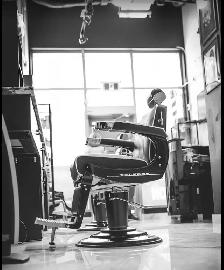 Barber/  hairstylist chair rental or other options