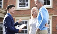 EXP. SALES PERSON FOR DECKS AND FENCES W/OTE $4,200.- WEEK