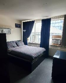 Furnished Downtown Toronto Room for Rent – Move-in May 12!
