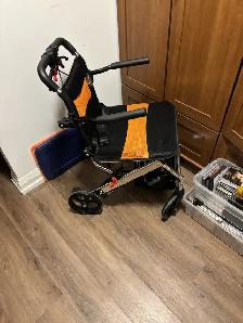 Easy lift Wheelchair