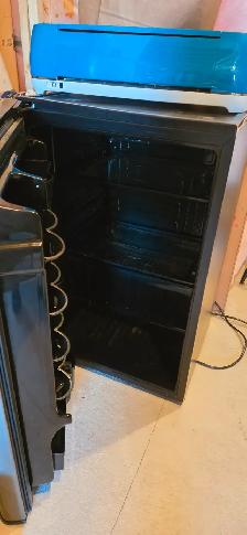Mini fridge