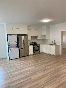 $2,200 / 1 bed suite 700 SF   430 SF covered porch (Coquitlam)