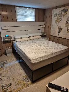 Fully furnished basement Room for Rent Highlands/Newton
