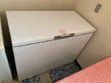 Simplicity / Danby Chest Freezer about 9.6 cu ft