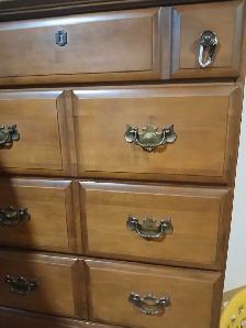 looking for moving assistance Wednesday ~1pm
