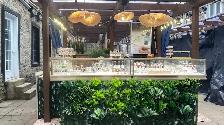 Vieux Montréal Kiosque, représentantes de Bijoux
