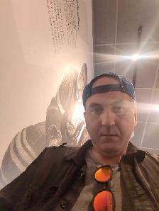 mover. looking for work. help people move.