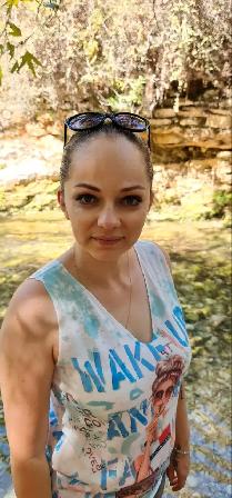 Experienced and Caring Nanny Available in Calgary