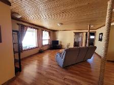 FURNISHED ACREAGE CALGARY OKOTOKS DEWINTON WIFI TV UTIL INCLUDED