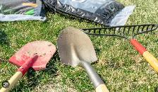 Landscaping labourer