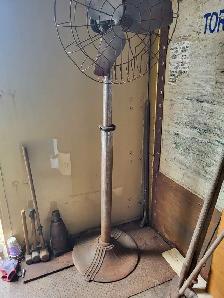 1930s AIRMASTER ART DECO FAN