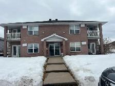 beautiful 2 bed 2 washroom fireplace apartment