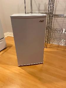 Artic King mini Fridge