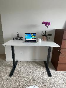 Brand New Black & White Adjustable Sit/Stand Office Desk