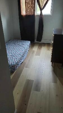 Room for rent share 2 bdr apartment