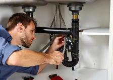 RECHERCHE PLOMBIER POUR TRAVAILLER