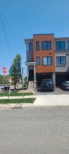 Town house for Rent