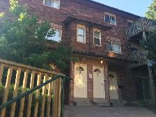 Spacious 3 Bedrooms condo