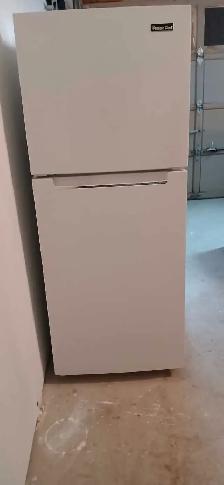 Magic Chef Refrigerator
