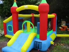BOUNTECH INFLATABLE BOUNCY CASTLE 10' x 12'