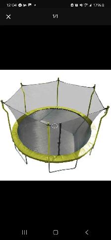 TRAMPOLINE TRAINOR SPORTS 15 FT Trampoline and Enclosure