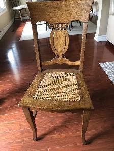 OAK SIDE CHAIR