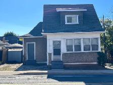 2 Bedroom House For Rent - Hamilton East